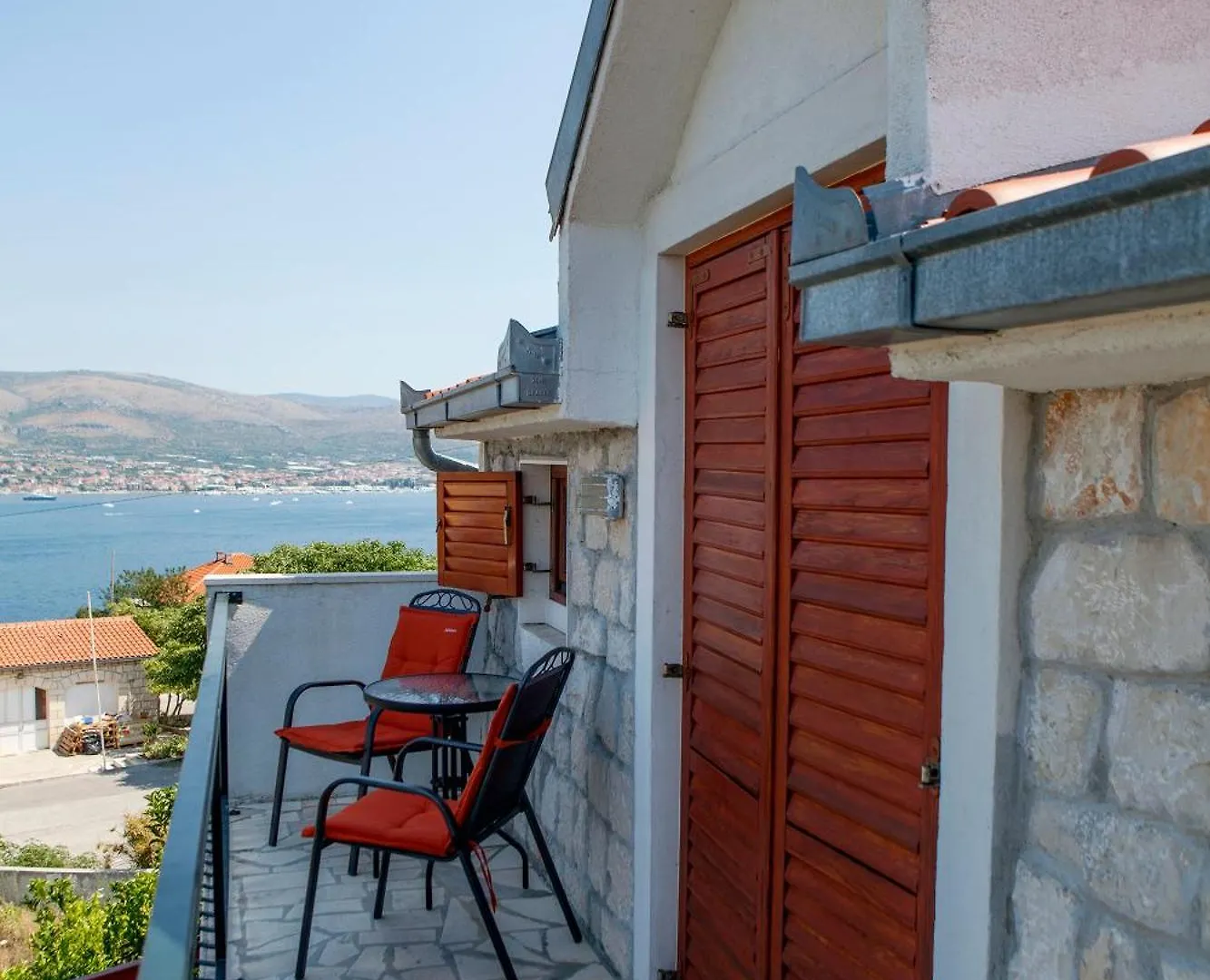Apartments Astalavista Donji Okrug